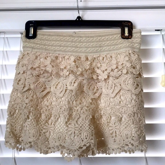 Lace Shorts - Picture 2 of 4